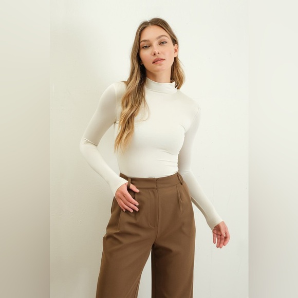 779. LAST 1! Cream Pullover Top Sexy Long Sleeve Mock Neck Solid - Picture 3 of 4